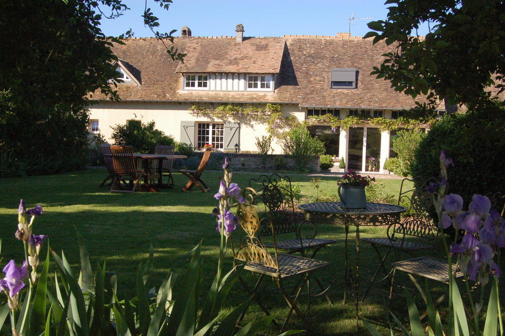 La Chaiserie La Croix-Saint-Leufroy Kültér fotó